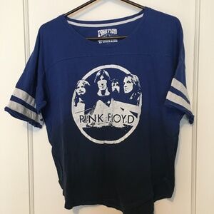 Pink Floyd crop t-shirt women’s size XL Lucky Brand